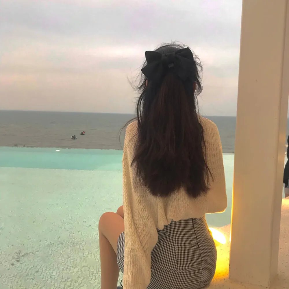 鉴识英雄
